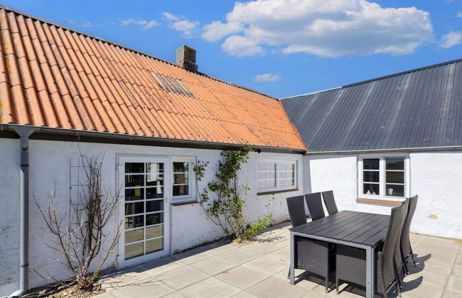 5 Person Holiday Home in Karby - Foto 19