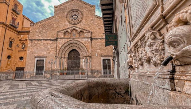 Visitando a piazza San Francesco