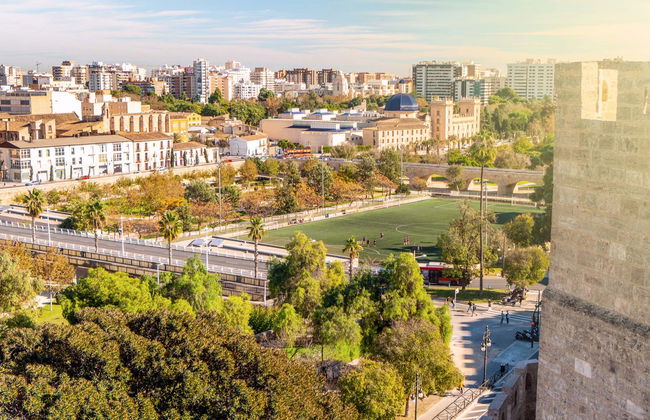 Valencia Free Bike Tour - Photo 6