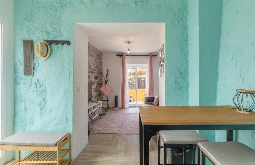 Scenic Home with Panoramic Sea & Mountain Views in São Vicente - Foto 19