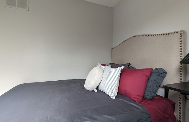 Mississauga Manor - Meadowvale - Foto 22