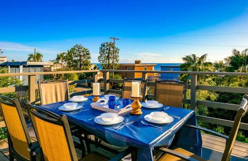 Ocean Views Walk to the Beach with King Suite - Foto 30