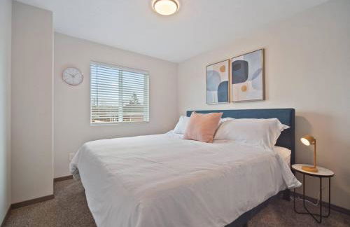 1mile to ArenaGonzagaetc WD, off st parking - Foto 14