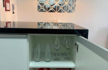 707- Apartamento Encantador, amplo e decorado, quarto, sala, cozinha, mobiliario moderno, cozinha completa com utensílios , Excelente vista da cidade e localização privelegiada no bairro Bigorrilho - Photo 28