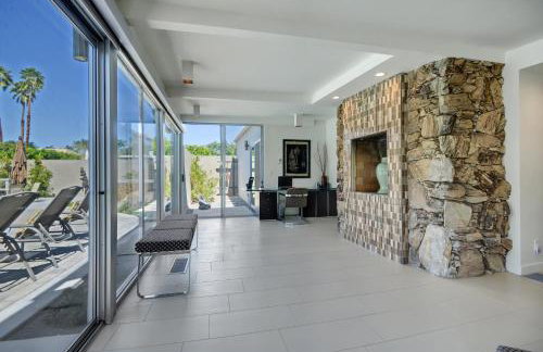 The Cascades Retreat - Walk to Downtown! - Foto 8