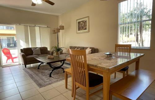 Spacious Family Fun Near Disney, Water Slide, Pool - Foto 21