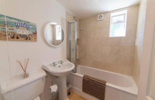 Curzon House - Photo 17