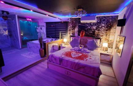 L'Aurore Love Room de prestige jacuzzi sauna piscine chauffée cuisine - Foto 1