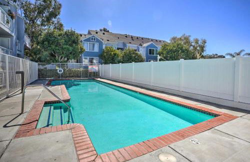 Cozy-Chic Condo Walk to Beach and Park! - Foto 29