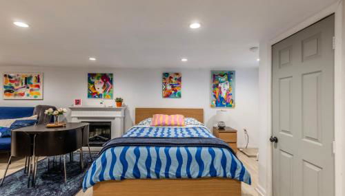 DC colorful place plus Free Parking - Photo 3