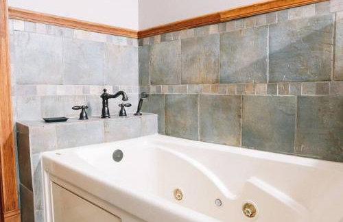 RelaxingRejuvenating 4BR 3 and half BA cabin Munds Park - Foto 15