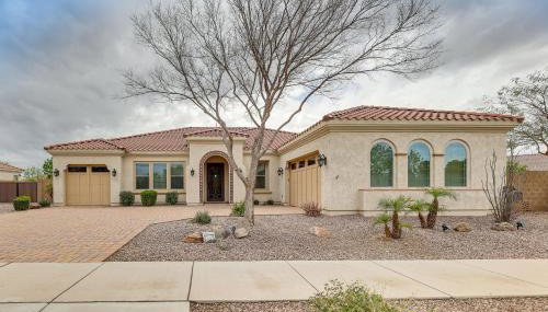 Poolside Relaxation Queen Creek Oasis with Fire Pit - Foto 2