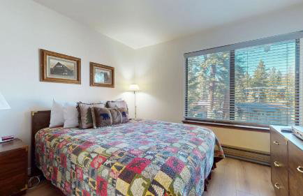 Discover 4 - Photo 18