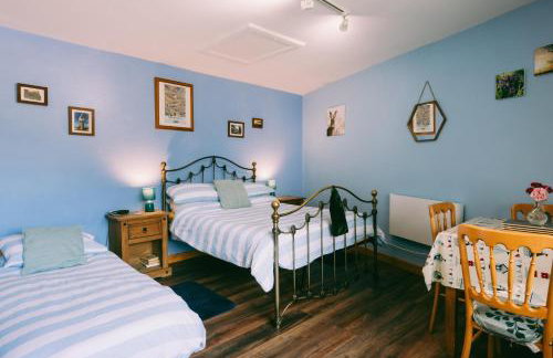 1 Bed Sleeps 3 Free Parking Pets Allowed - Foto 12