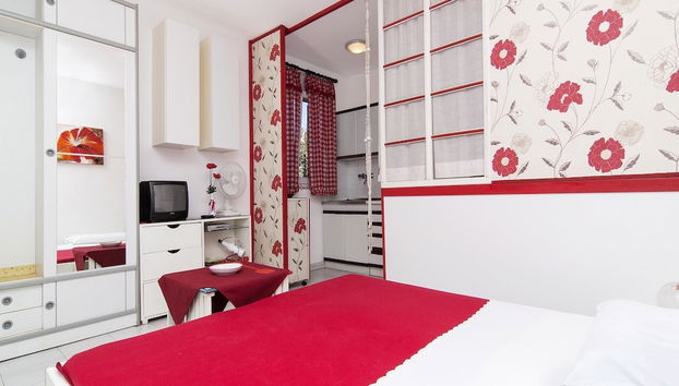 Apartments Ana Valbandon - Foto 2, Camera