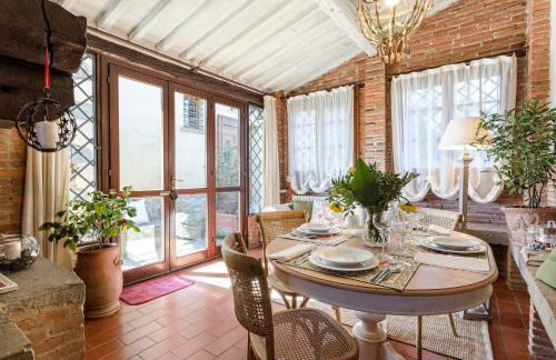 Rosyabate Cottage, with Private Garden and views between Lucca and Pistoia - Foto 17