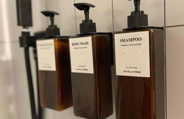 Luxury Warehouse District Condo - Foto 34