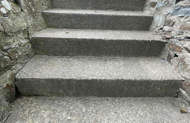 Bryntivy - a cheerful stone cottage close to beach - Foto 18