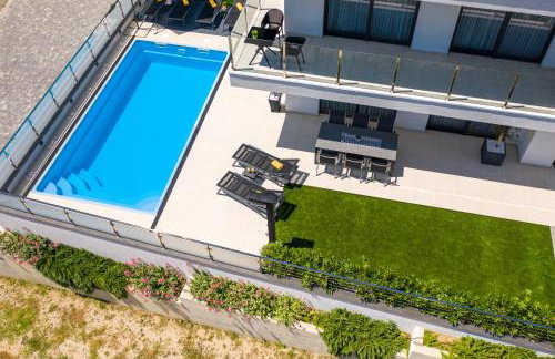 Villa Supernus with Heated Pool - Foto 5