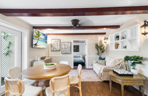 Tropical Oasis Located Near Lake With Pool and Hot Tub - Foto 33