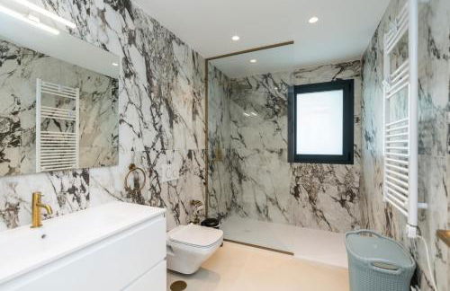 Stunning 6-Bedroom Villa in Guadalmina Baja - Foto 38