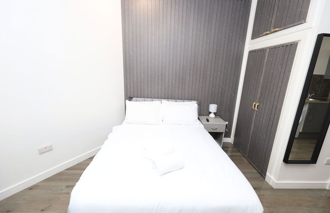 VR Apartments - Photo 29