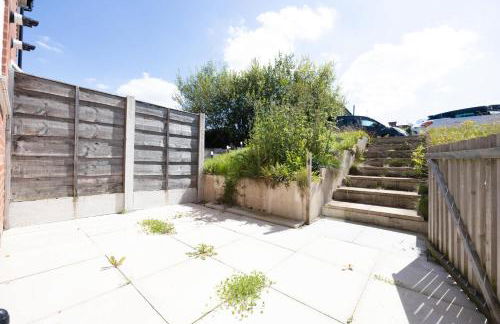 Contemporary 3 Bedroom Home with Garden & Parking - Foto 11