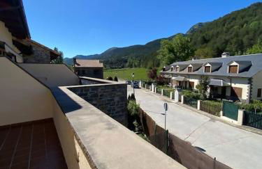 Coqueto dúplex - ORDESA l WIFI l VISTAS l GARAJE - Photo 16