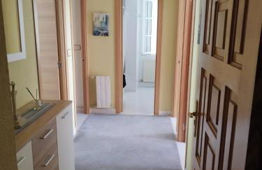 PRECIOSA CASA DE 4 HABITACIONES EN PLENO CORAZÓN DEL CAMINO DE SANTIAGO! - Foto 7