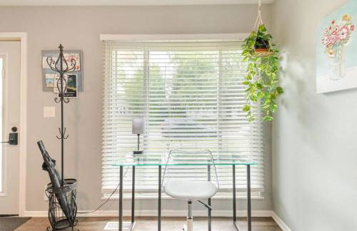 Private Ranch- Entire Home - Hot Tub - Pets & Kids Welcome - King Bed - Fenced Backyard - Free WiFi - Foto 24