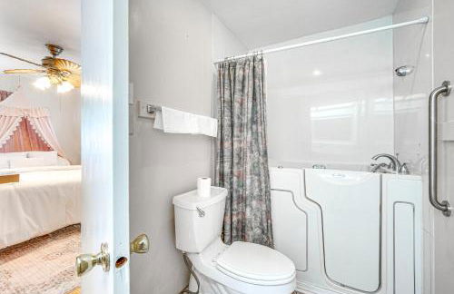 French-Inspired Townhome 9 Mi to Saratoga Springs! - Foto 16