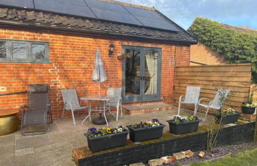 The Tack Room Cottage - Sleeps 4, Garden & Parking - Foto 56