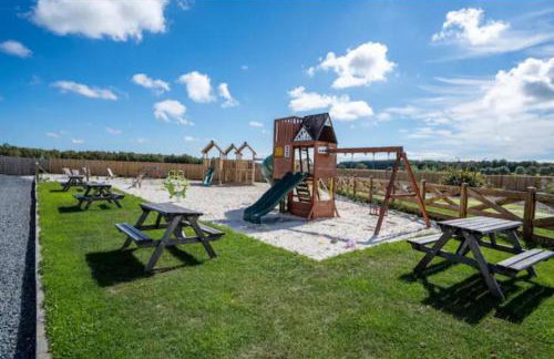 3-Bed Lodge Sleeps 6 -Hot tub -Resort Access - Foto 15