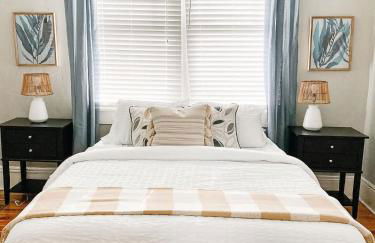 Modern & Centrally Located Stay at Calypso Dreams - Foto 79