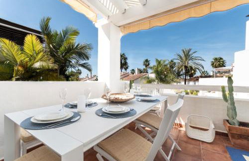 Apartment, front line beach, in Las Arenas, Bahía de Marbella - Photo 52