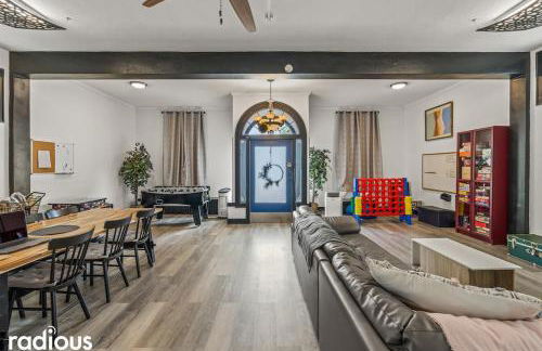 Blue Storefront 2ksqft, Arcade,Pooltable,Foosball - Foto 4