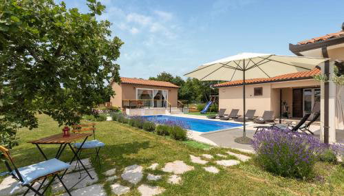 Beautiful Home In Kunj With Wifi - Foto 1