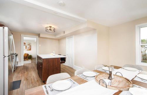 Stunning Apt w Rooftop & Game Room - Sleeps 10 - Foto 35