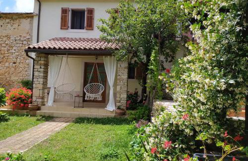 Apartment PARENZANA, little row HOUSE with big green yard in central Istria - Foto 12