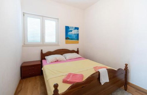 Two-Bedroom Apartment In Klek - Photo 13