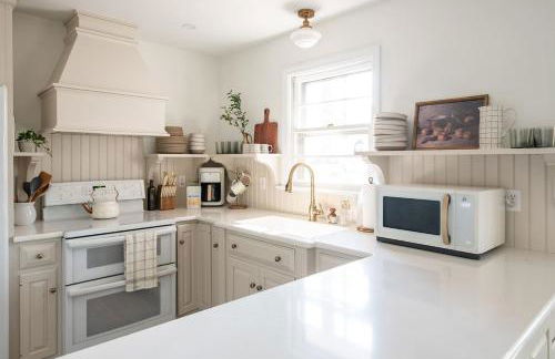 Wooded Cottage in Elizabethtown with hot tub and sauna - Foto 7