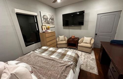 Farmhouse Oasis w Pool Heated Spa Treehouse and Game Room Located Centrally off I-4 - Foto 24