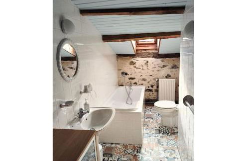 la longère du plessis Mornay, 30 min du Puy du fo, wifi, parking, jardin - Foto 17