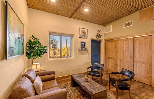 La Puerta Azul- Stunning Desert Retreat; Pool/Spa - Foto 19