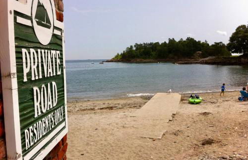 SPECTACULAR OCEANFRONT ON BOSTONs SCENIC NORTH SHORE - Foto 30