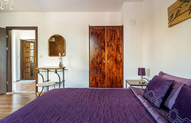 Lovely 5-bed Authentic House in the Arbanasi - Foto 11