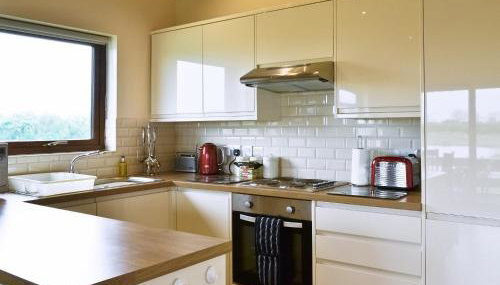 Bulrush Lodge - Photo 4