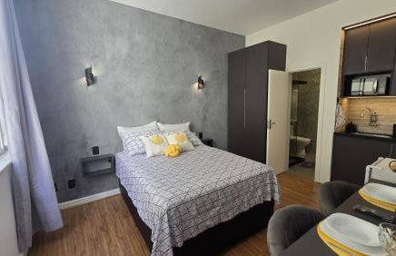 Loft Moderno e Aconchegante a Dois Passos da Feirinha do Alto! - Foto 7