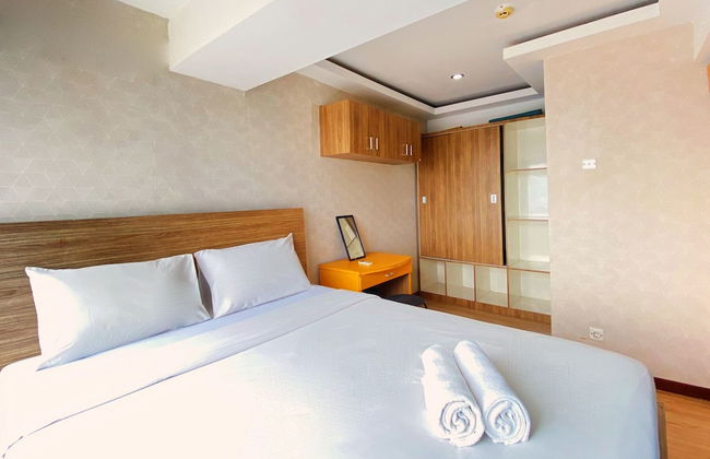 Spacious And Unique 1Br At Jarrdin Cihampelas Apartment - Photo 4