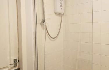 The Ferns - Modern Apartment With Parking & Shared Garden - Foto 30